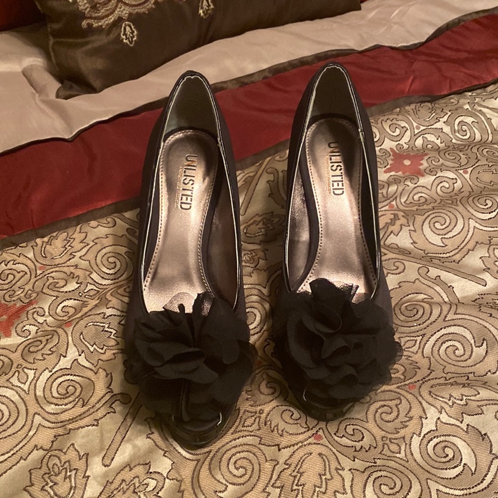 Unlisted Satin Heels with bow - R